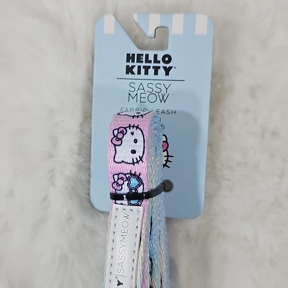 Hello Kitty Sassy Meow Fabric Leash 72